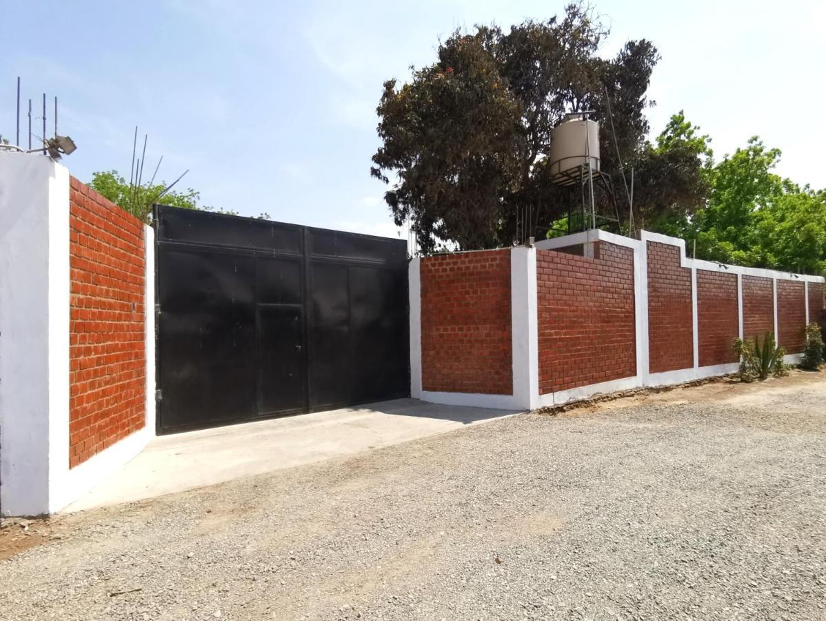 Luchy'S Country House Albergue Ica Exterior foto